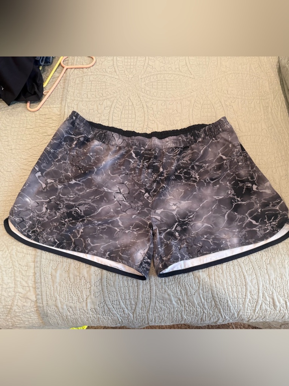 Bass Pro Shops Women's Black Marble Athletic Shorts